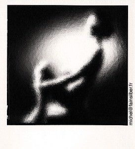 18241613_m1